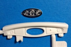32 FORD SPEEDWAGON – DASH AND GAUGES – REVELL 7606 – MODEL CAR KIT PARTS LOT