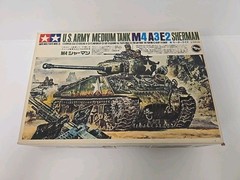 Vintage Tamiya U.S. Army Medium Tank M4 A3E2 SHERMAN Model Kit 1:35 Scale READ