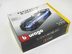 Bburago Dodge Viper SRT10 ACR 1:24 Metal Model Kit #18-25091 Complete