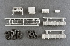 Trumpeter 07158 1/72 M983 HEMTT & M901 Launching Station MIM-104 Patriot PAC-2