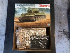 RMF – 1/35 Tiger I Pz.kpfw. VI Ausf.E Early Production w/ Full Interior