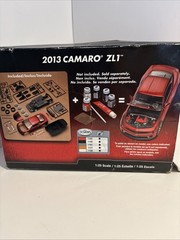 Revell 2013 Chevy Camaro ZL1 Sealed 1/25 85-4307