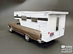 AMT1364 – 1965 Chevy El Camino Pickup With Camper 1/25 Scale Plastic Model Kit