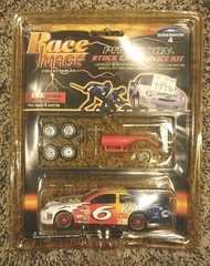 Mark Martin NASCAR Race Image Pit Action Valvoline 1:43 Diecast Car Service Kit