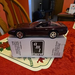 AMT ERTL 1995 Chevrolet Corvette ZR-1 (Dk Purple Met) 6667 w/ Box – Dealer Promo