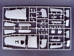 Trumpeter 1/32 02222 Vought F4U-4 Corsair