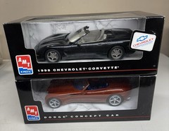 2 Vintage Cars 1998 Corvette C5 Dodge Concept Promo Model Ertl Amt