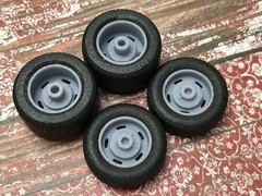 1/24 Scale: 15-inch “Capless Chevy Rally” Resin Wheels W/ Wide Rear Tires