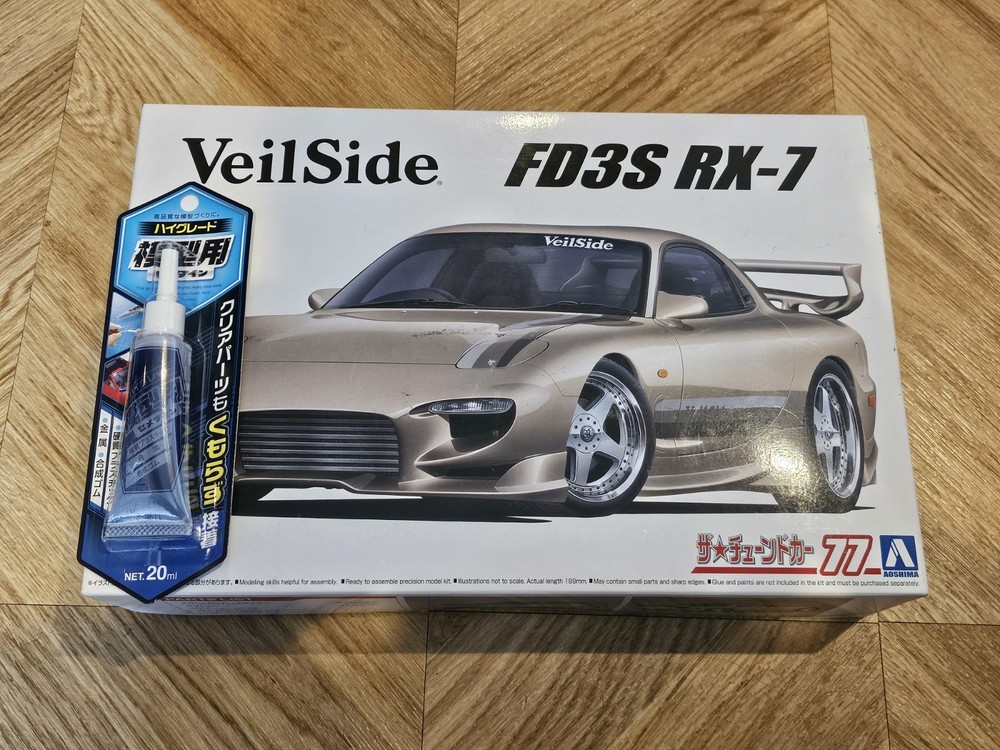 AOSHIMA VeilSide 1/24 TUNED CAR No.77 MAZDA FD3S RX-7 1991 Model Kit w/ Glue!