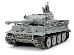 Tamiya German Tiger I Early Production Tank – Plastic Model Tank – 1/35 Scale