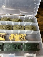 1/72 Military Tank Model Lot – Churchill Tanks & Armored Vehicles, Austria