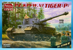 Amusing Hobby 35A061 1/35 Pz.Kpfw.VI Tiger(P)”Truppenübungsfahrzeu” Brand New
