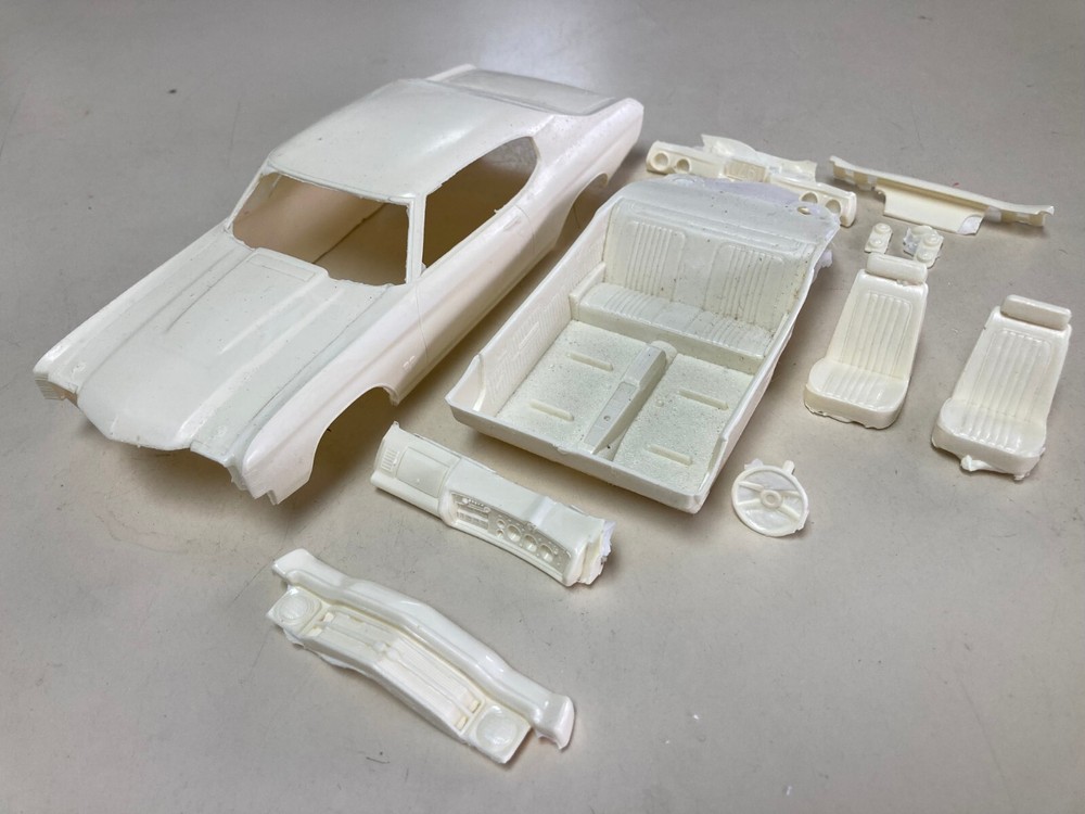 Vics Resins 71 Chevelle 1/25 resin body