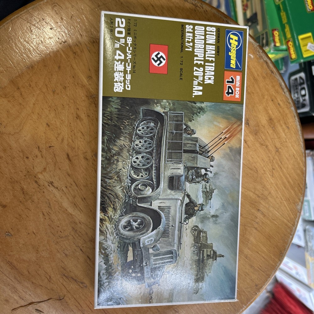 Hasegawa 8 Ton Half Track Quadruple 20mm AA 1:72 Kit 31114/MT14