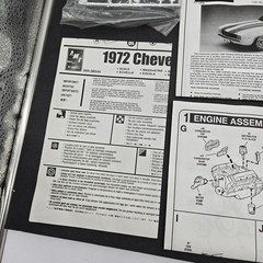 1969 Chevrolet Camaro Indy Pace Car 1:25 Scale Model Kit Monogram
