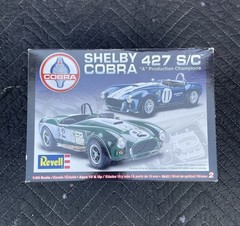 Revell Shelby Cobra 427 S/C 1:24 Scale Model Kit 85-2828