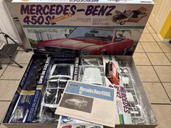 Mercedes Benz 450SL Scale Model