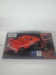Moebius SEALED BOX 1972 Ford F-350 4X4 Tow Truck Wrecker 1:25 model car kit 2598