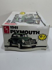 ✨VINTAGE✨ AMT 1941 PLYMOUTH COUPE 2n1 1/25 Model Car Kit