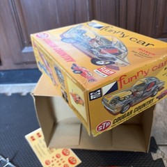 MPC RUPP & STEFFEY STP COUGAR COUNTRY FUNNY CAR Model Kit No. 703-200 1/25 scale