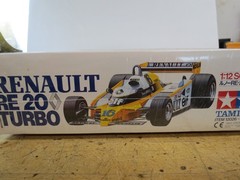 TAMIYA RENAULT RE20 TURBO 1/12 F1 MODEL KIT