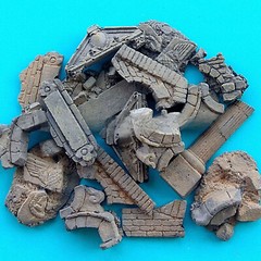 Painted Diorama 1/35 Building Ruins Rubble Bricks WWII Military Scene Prop Model