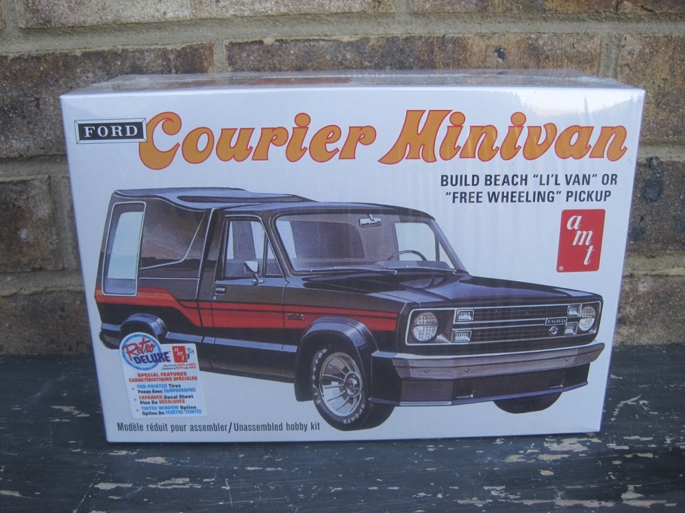 AMT 1978 Ford Courier Minivan Build As Van Or Pickup 1:25 Model Kit 1210 SEALED