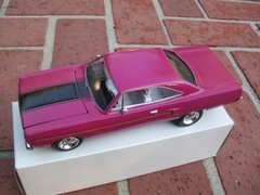 Revell 1970 Plymouth Road Runner Promo style model 1/24