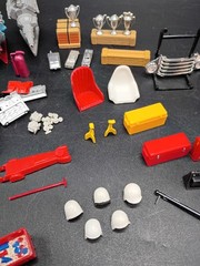 Vintage Model Car Auto Shop 1/24-1/25 Plastic Model Lot Tools Engines Lot Set