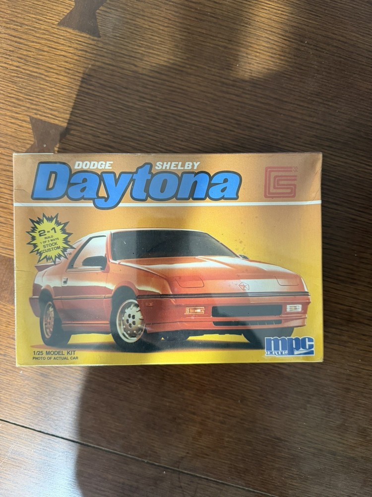 MPC/Ertl 1987 Dodge Shelby Daytona Turbo Vintage 1986 1:25 Model Kit new sealed