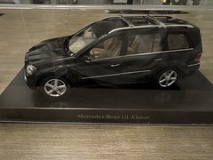 1/18 Paul’s Model Art MINICHAMPS Mercedes Benz GL Klasse