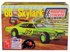 SKILL 2 MODEL KIT 1966 BUICK SKYLARK MODIFIED STOCKER 1/25 SCALE BY AMT AMT1398