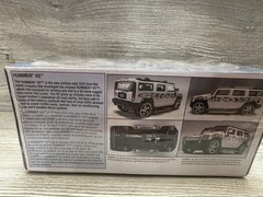 Revell Hummer H2 California Wheels Model 1:25 Scale sealed *See Details*