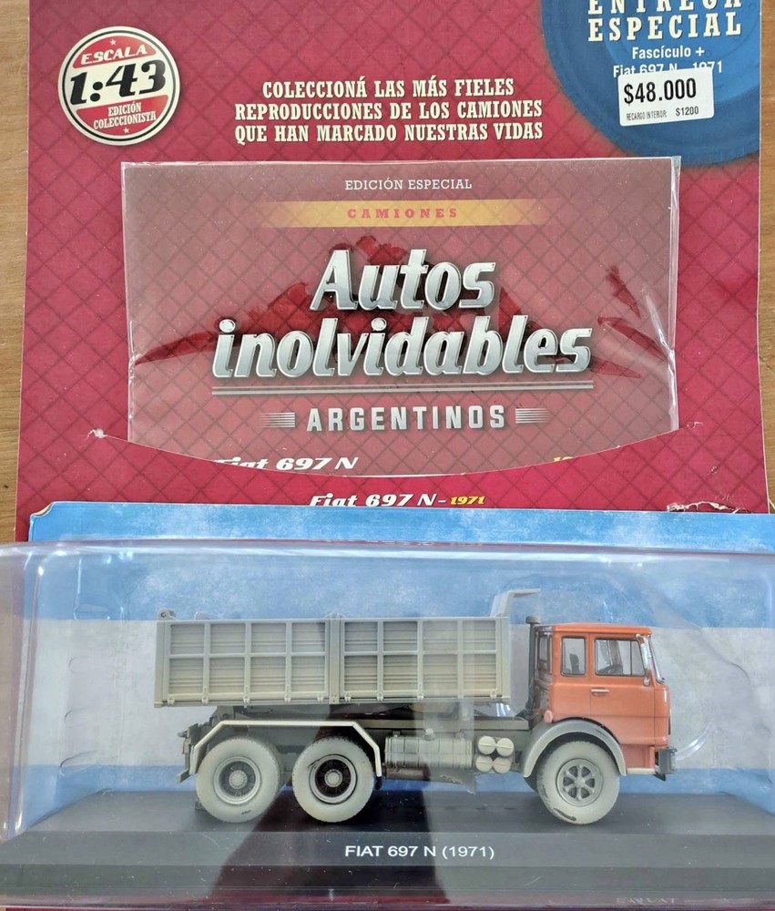UNUSED INOLVIDABLES TRUCK FIAT 697N 1971 SCALE DIECAST MODEL 1:43 BUBBLE BOOKLET