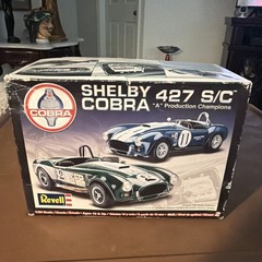 Revell Shelby Cobra 427 S/C Model Car Kit #85-2828