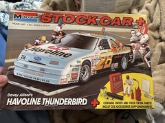 Monogram Davey Allison’s Havoline Thunderbird Stock Car 1/24 Model Kit