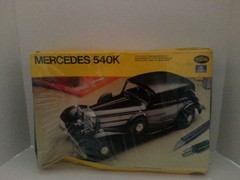 Testors /Italeri 1/24 Mercedes-Benz 540K Cabriolet B Plastic Model Kit