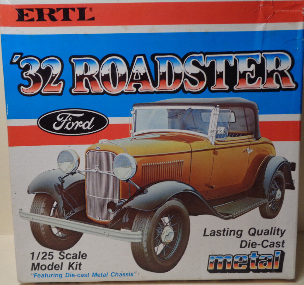 ERTL 8108 1/25 SCALE ’32 FORD ROADSTER DIECAST METAL MODEL KIT NEW IN ORIGINAL B