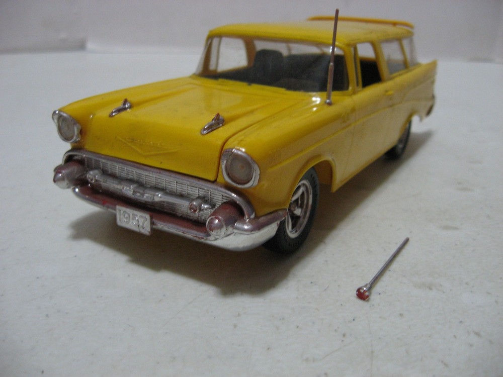 Monogram Yellow 1957 Chevy Nomad 1/24 Scale Built Model Kit #2235