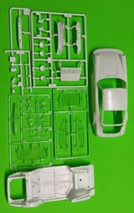 REVELL 1/24 1984 Porsche 911 Carrera 3.2 Coupe Slot Car Body Glass Revell Model