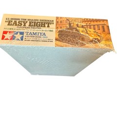 TAM35346 1:35 Tamiya M4A3E8 Sherman “Easy Eight” European Theater 4906-open Box