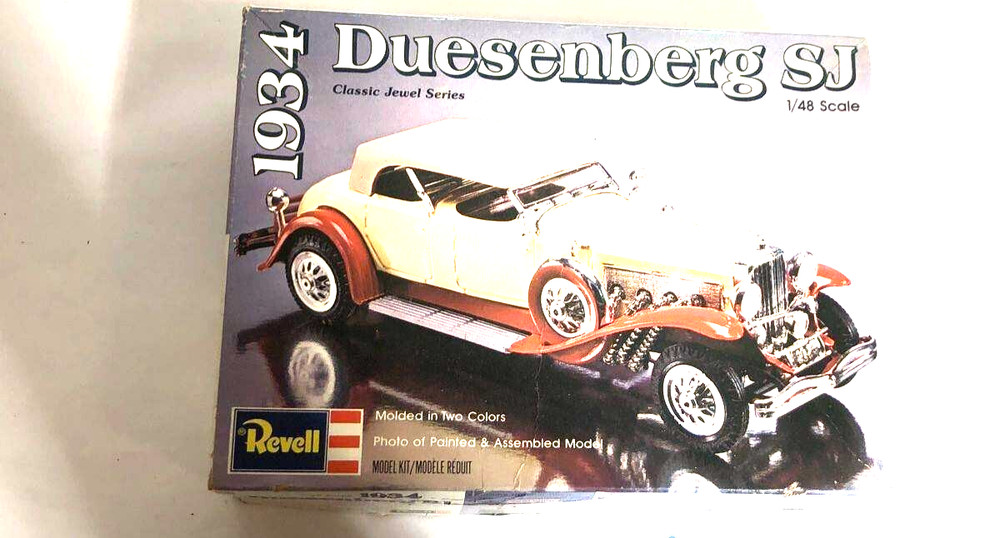 Revell: 1934 Duesenberg SJ 1/48 Scale partially assembled & for parts