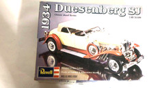 Revell: 1934 Duesenberg SJ 1/48 Scale partially assembled & for parts