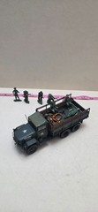 Pro-Built 1/35 US Army M35 2.5-ton Truck Model – Finished & Painted – w/ 7 Figur