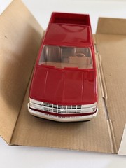 amt ERTL 1993 Chevrolet C-1500 Extended Cab Victory Red 1/25 Promo Model #6160