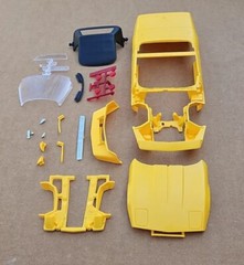 Monogram 1/24 1987 CHEVY CORVETTE ROADSTER INDYCAR OFFICIAL PACE CAR BODY