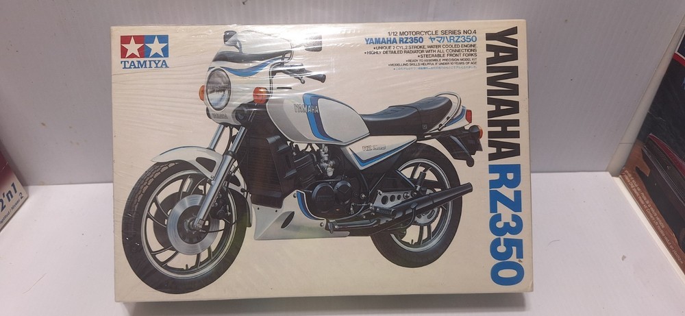 New Sealed TAMIYA 1/12 scale Yamaha RZ350 RZ RD 350 model kit #14004