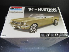 1964 1/2 Mustang Convertible Model Kit Monogram #14019 Level 4 New Sealed 1:24