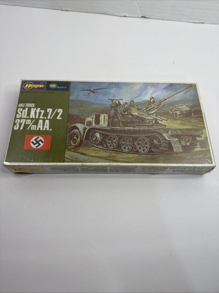 Hasegawa #718 Half Track Sd. Kfz. 7/2 37 m/m AA. SEALED