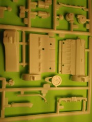 AMT Autocar DC-9964B Dump Truck 1/25 Cummins 6 cylinder diesel engine motor part